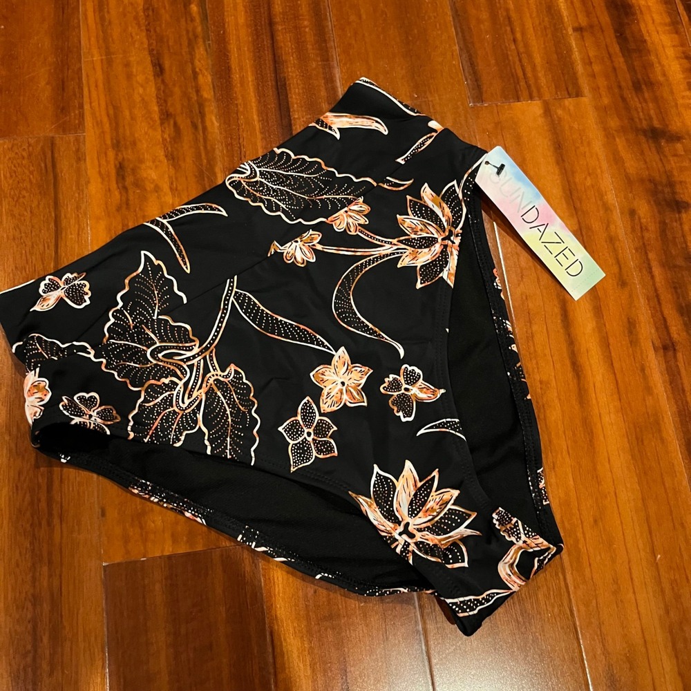 SUNDAZED Bikini Bottom Black Cora Floral Print Swim High Waist‎ New Size Medium